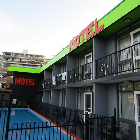 Le George Motel Порт-Маккуори Экстерьер фото