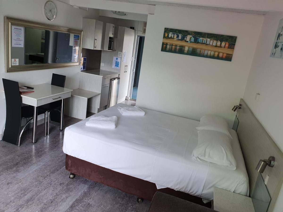 Le George Motel Порт-Маккуори Экстерьер фото