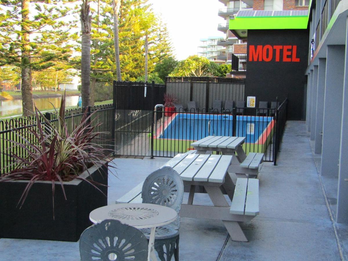Le George Motel Порт-Маккуори Экстерьер фото
