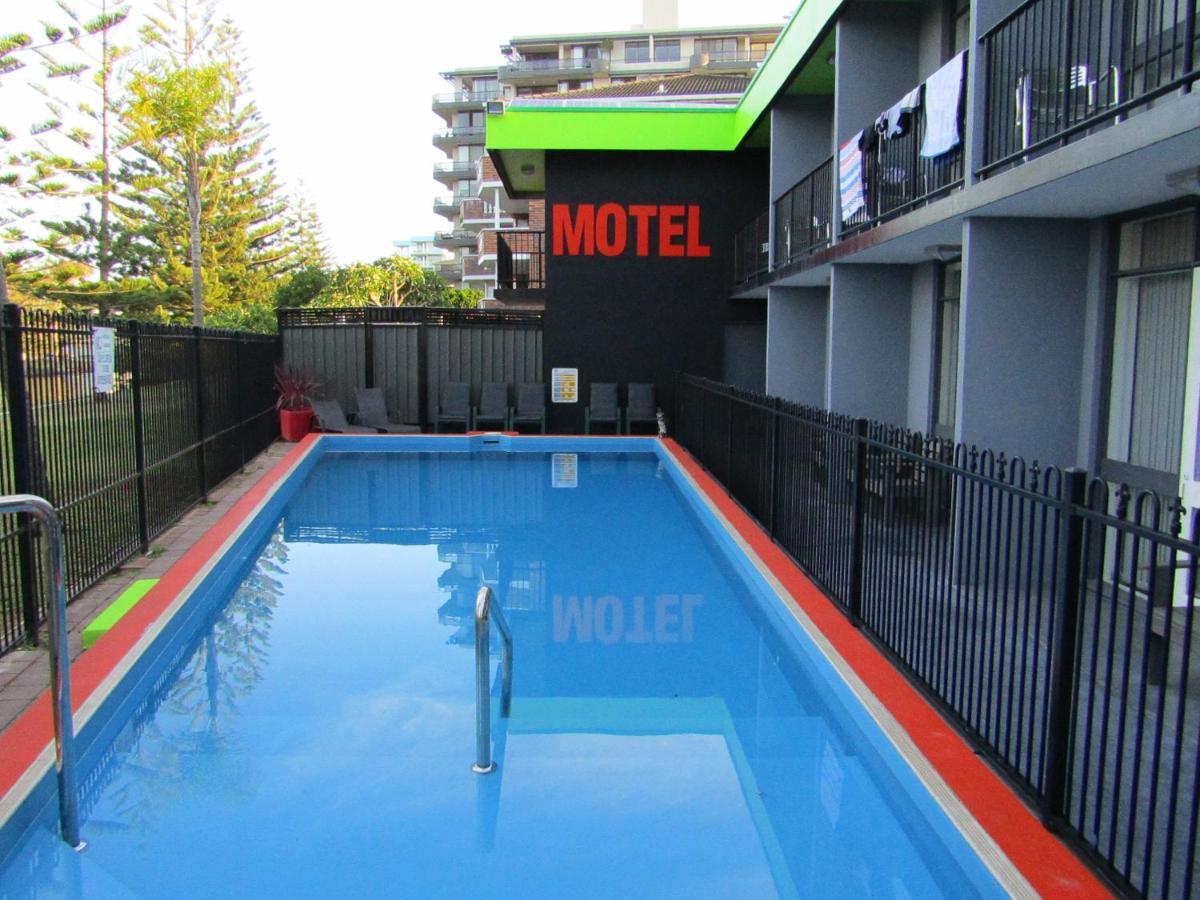 Le George Motel Порт-Маккуори Экстерьер фото