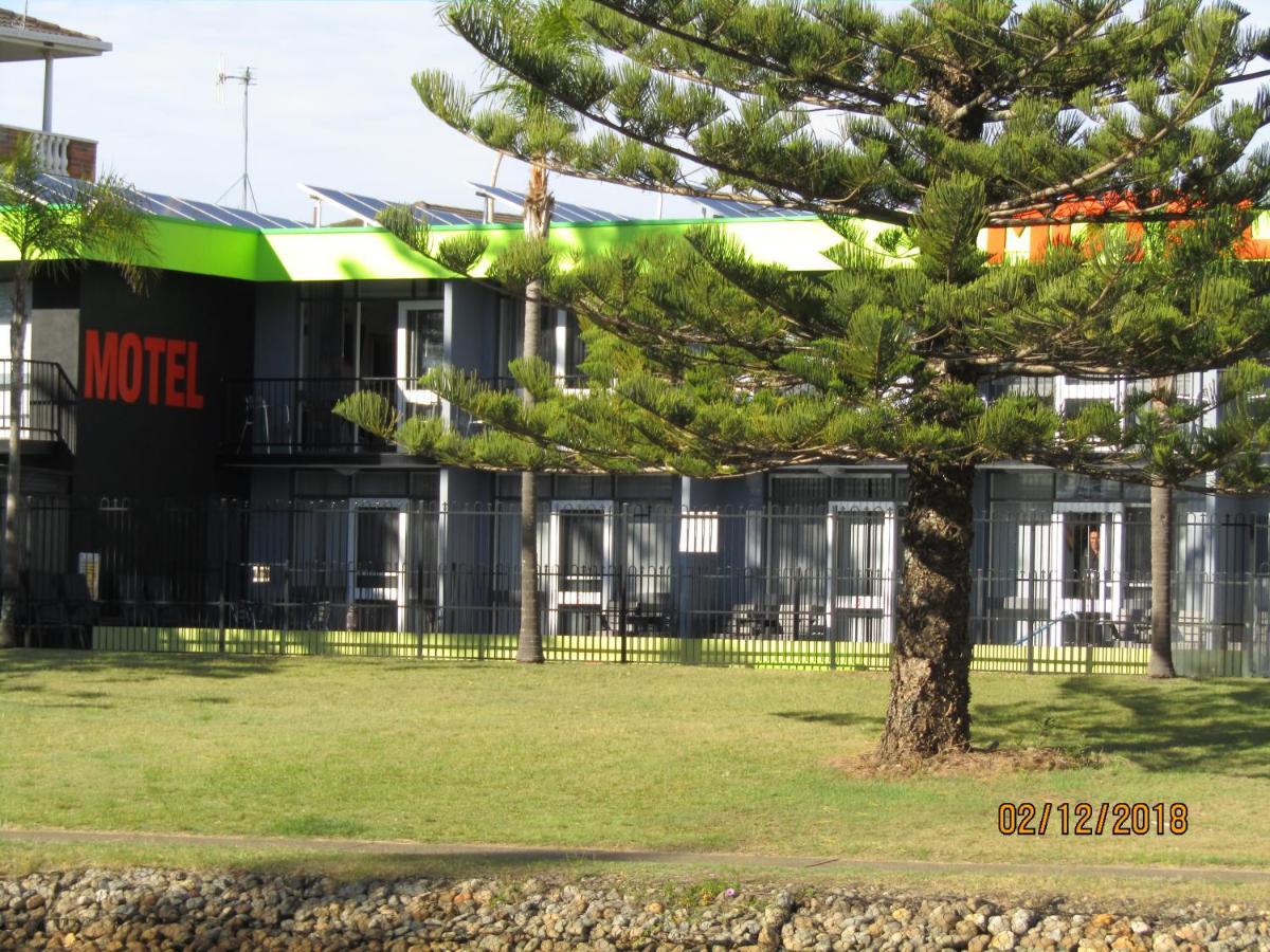 Le George Motel Порт-Маккуори Экстерьер фото
