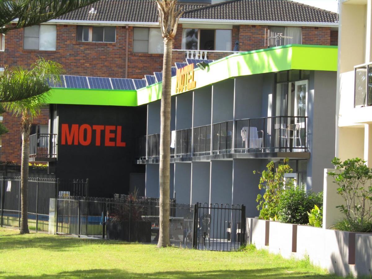Le George Motel Порт-Маккуори Экстерьер фото